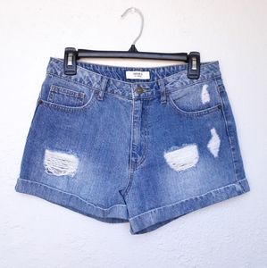 🔥Forever 21 High Rise Distressed Denim Shorts